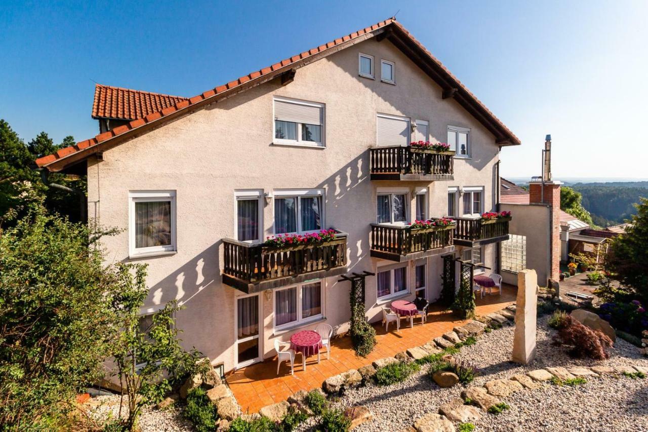 Hotel Zur Aussicht Hohnstein Exterior foto